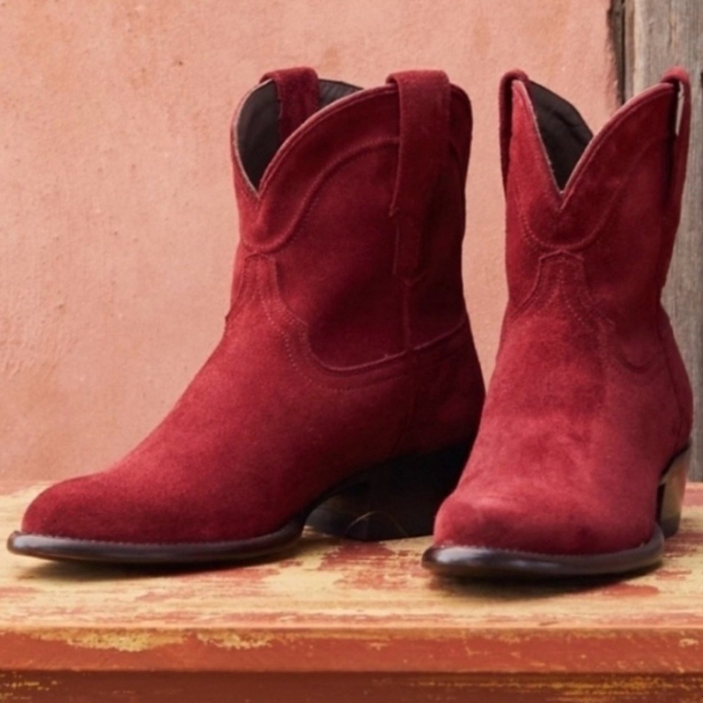 Tecovas Paige Burgundy Suede Booties - Rare Pull-On Edition - Size 5.5B - Picture 16 of 16